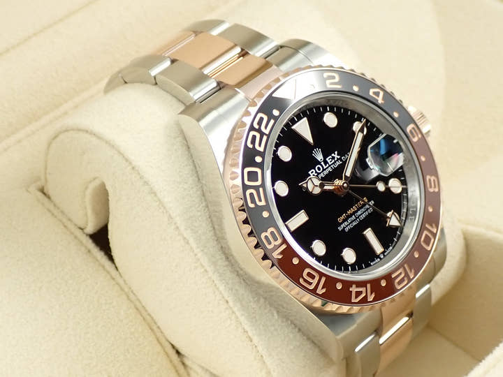 Rolex GMT-Master II Ref. 126711CHNR Stainless Steel/Everose Gold Black Dial