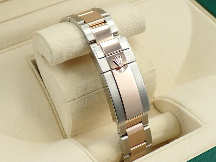 ロレックス GMTマスターII Ref.126711CHNR ステンレススチール/エバーローズゴールド ブラック文字盤 オイスターブレスレット