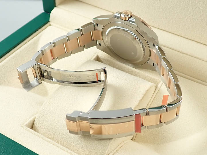 ロレックス GMTマスターII Ref.126711CHNR ステンレススチール/エバーローズゴールド ブラック文字盤 オイスターブレスレット オイスターブレスレット