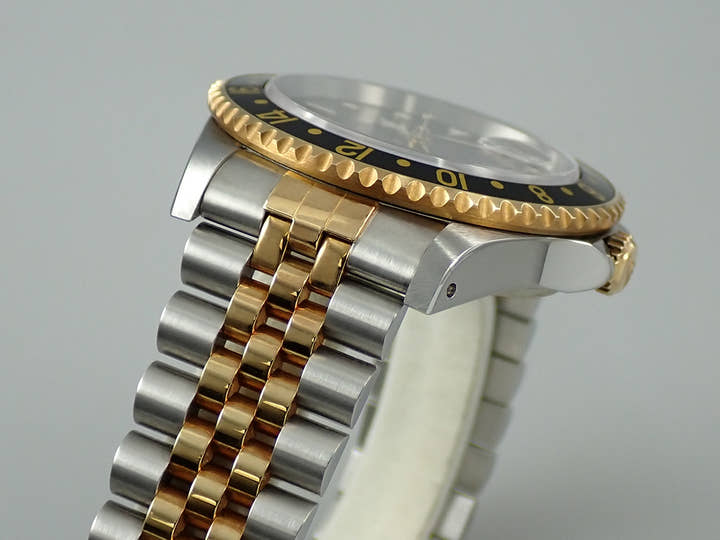 ロレックス GMTマスターII Ref.16713 ステンレススチール/イエローゴールド ブラック文字盤 ジュビリーブレスレット 美品 737WT06X