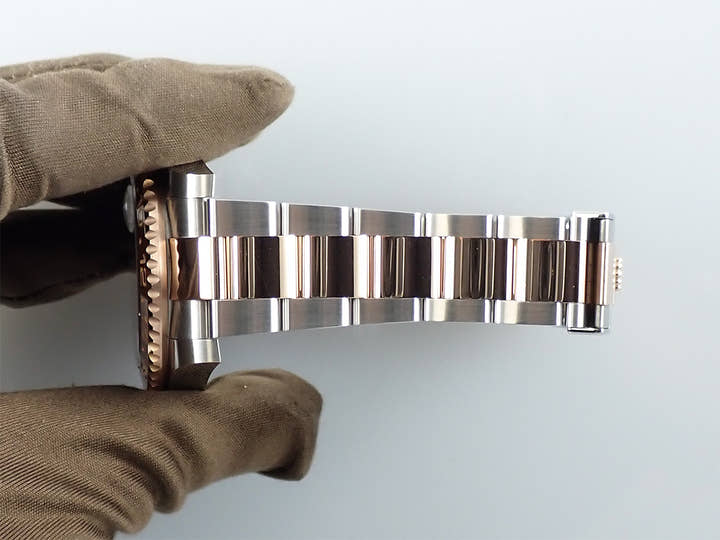 ロレックス GMTマスターII Ref.126711CHNR ステンレススチール/エバーローズゴールド ブラック文字盤 オイスターブレスレット オイスターブレスレット