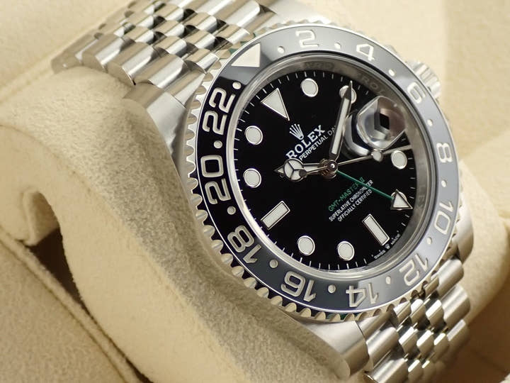 ロレックス GMTマスターII Ref.126710GRNR ステンレススチール ブラック文字盤 ジュビリーブレスレット 未使用 3CR7K9JW