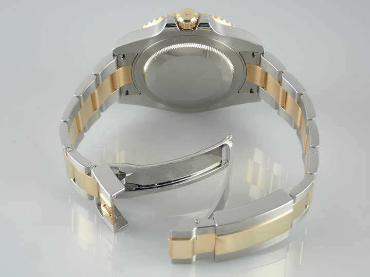 ロレックス GMTマスターII Ref.116713LN ブラック文字盤 中古 gmt-master2-82 オイスターブレスレット