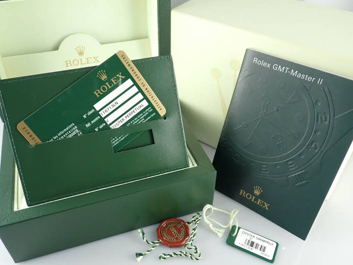 ロレックス GMTマスターII Ref.116713LN ブラック文字盤 中古 gmt-master2-82 オイスターブレスレット