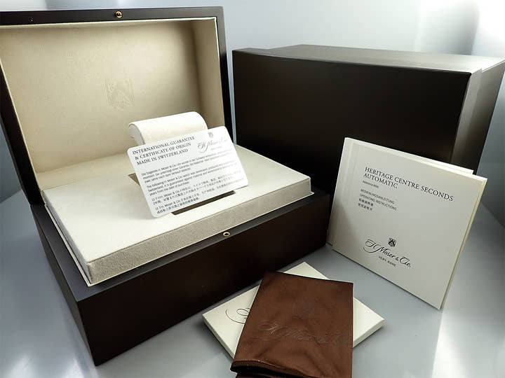 H.モーザー ヘリテージ センターセコンド Ref.8200-1201 ファンキーブルー フュメ文字盤 中古 89W84227