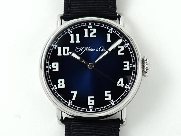 H.モーザー ヘリテージ センターセコンド Ref.8200-1201 ファンキーブルー フュメ文字盤 美中古 CC00M723