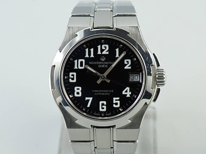 ヴァシュロンコンスタンタン オーヴァーシーズ Ref.42052/423A-8894 ブラック文字盤 中古 S8FFLH86