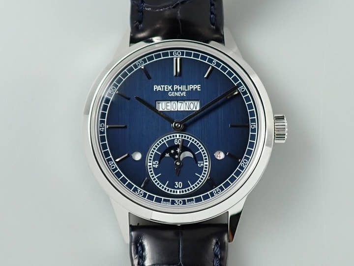 パテックフィリップ グランドコンプリケーション Ref.5236P-001 プラチナ ブラック・グラデーションのブルー文字盤