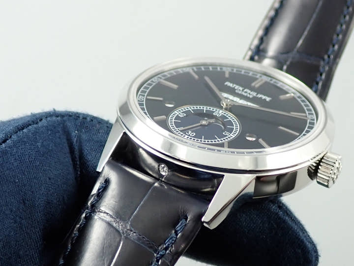 パテックフィリップ グランドコンプリケーション Ref.5236P-001 プラチナ ブラック・グラデーションのブルー文字盤