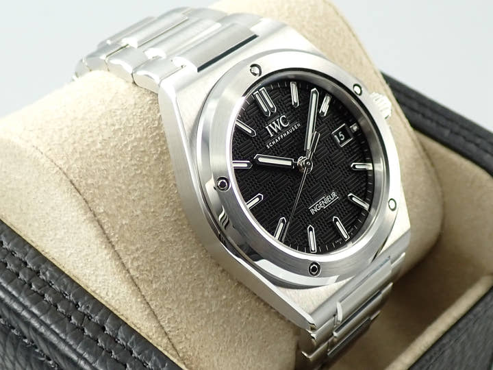 IWC インヂュニア オートマティック 40 Ref.IW328901 ブラック文字盤 未使用 A4155130