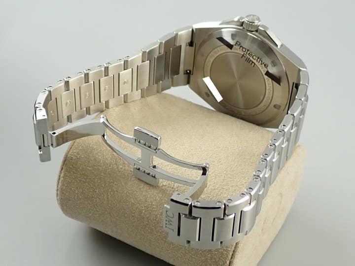 IWC インヂュニア オートマティック 40 Ref.IW328901 ブラック文字盤 未使用 A4155130