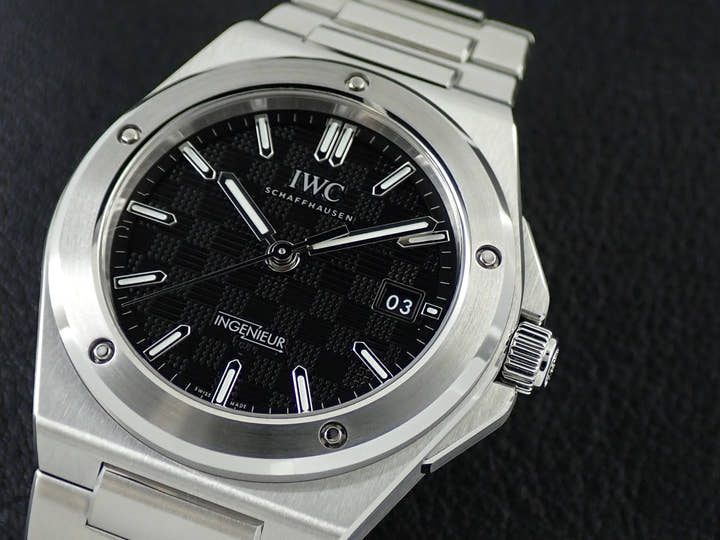 IWC インヂュニア オートマティック 40 Ref.IW328901 ブラック文字盤 極美品 WRC1S112