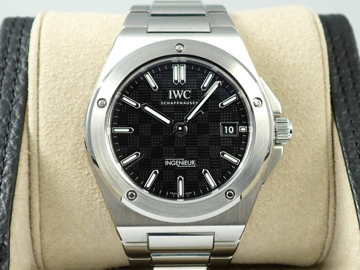 IWC インヂュニア オートマティック 40 Ref.IW328901 ブラック文字盤 極美品 JX9HMKLW
