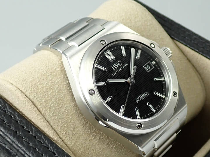 IWC インヂュニア オートマティック 40 Ref.IW328901 ブラック文字盤 極美品 JX9HMKLW