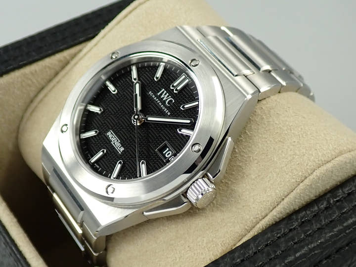 IWC インヂュニア オートマティック 40 Ref.IW328901 ブラック文字盤 極美品 JX9HMKLW
