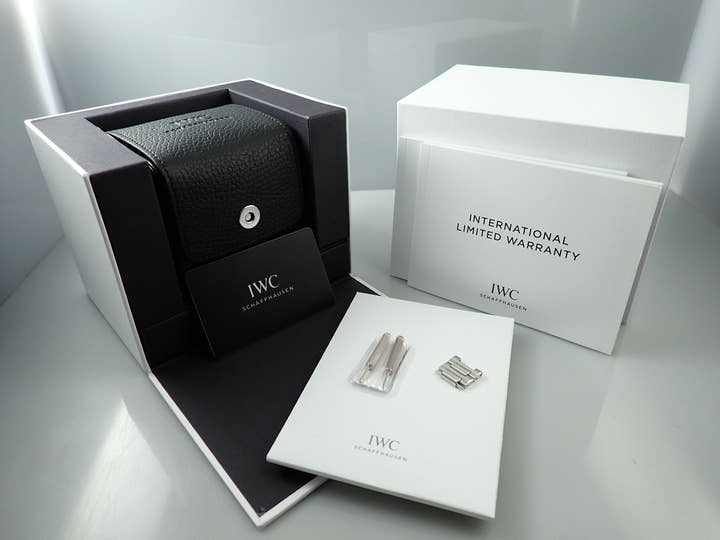 IWC インヂュニア オートマティック 40 Ref.IW328901 ブラック文字盤 極美品 JX9HMKLW