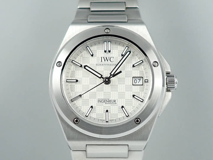 IWC インヂュニア オートマティック 40 Ref.IW328902 ホワイト文字盤 美品 P0001771