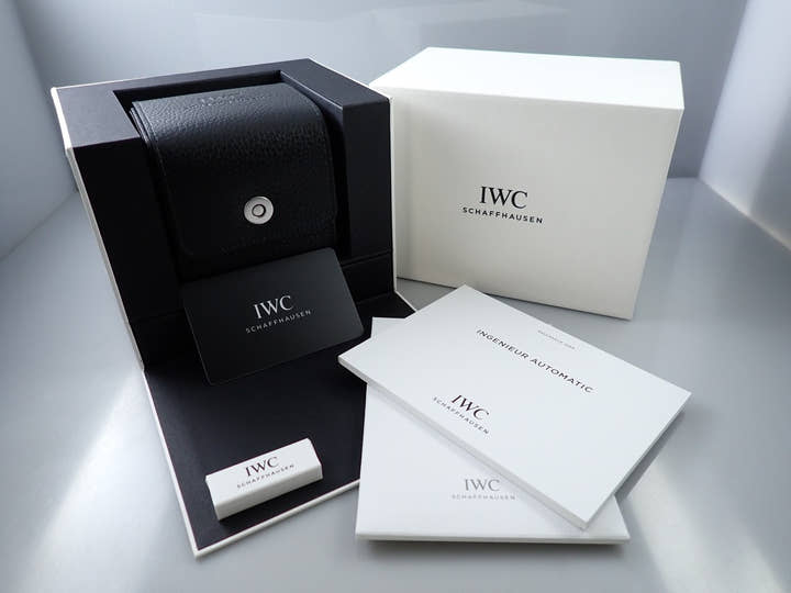 IWC インヂュニア オートマティック 40 Ref.IW328903 グリーン文字盤 未使用 483K2586