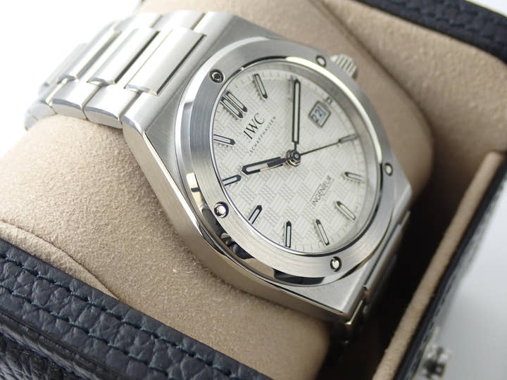 IWC インヂュニア オートマティック 40 Ref.IW328902 ホワイト文字盤 未使用 6JWFK423