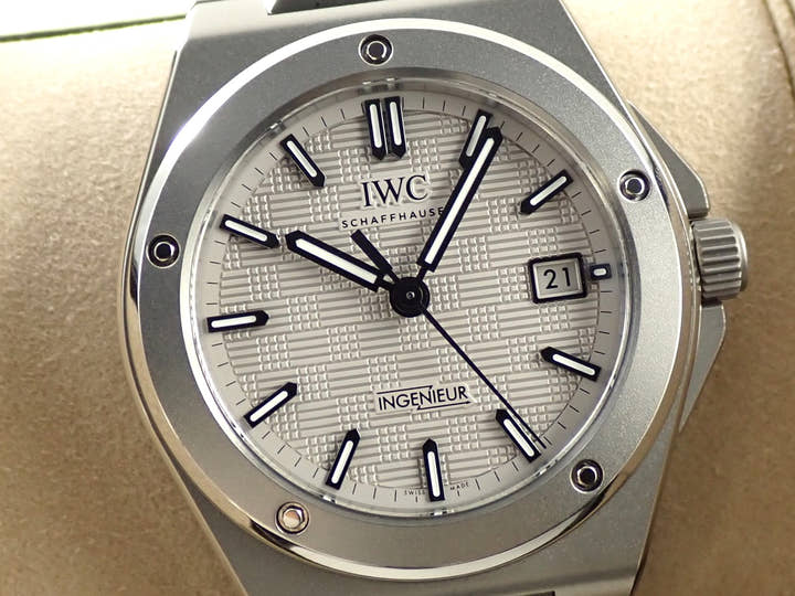 IWC インヂュニア オートマティック 40 Ref.IW328904 グレー文字盤 未使用 X5K3FLHM