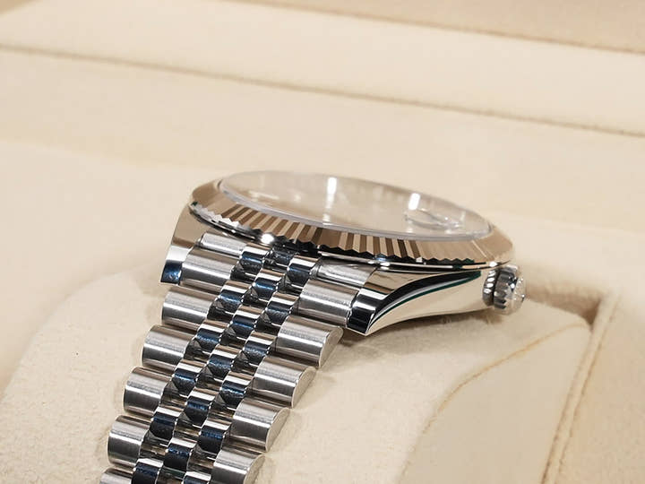 Rolex Datejust 41 Ref. 126334 Stainless Steel/White Gold Mint Green Dial Jubilee Bracelet