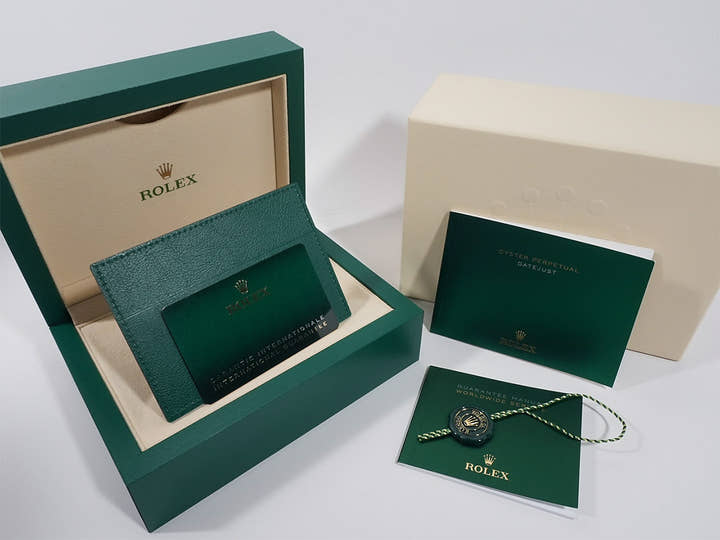 Rolex Datejust 41 Ref. 126334 Stainless Steel/White Gold Mint Green Dial Jubilee Bracelet