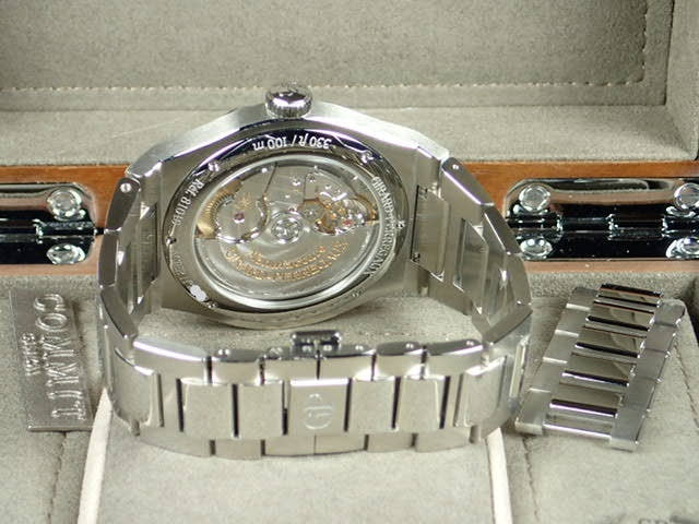 ジラールペルゴ ロレアート Ref.81010-11-634-11A ブラック文字盤 美品 laureato-10