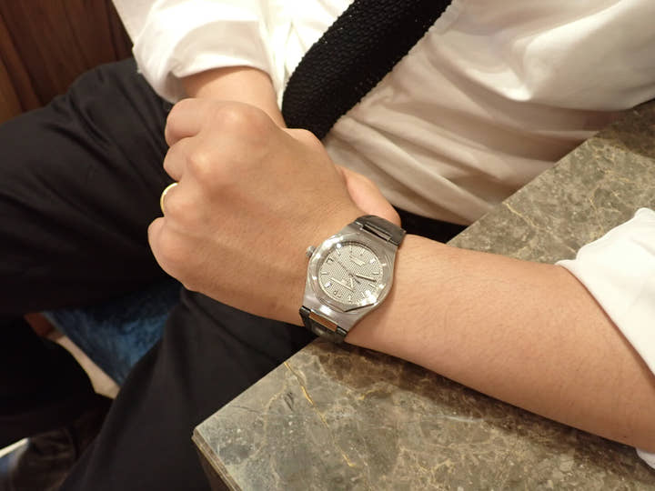 Girard-Perregaux Laureato Ref.81005-11-231-BB6A Grey Dial Used laureato-14