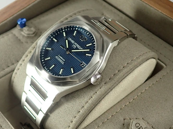 Girard-Perregaux Laureato <Warranty, Box, etc.>