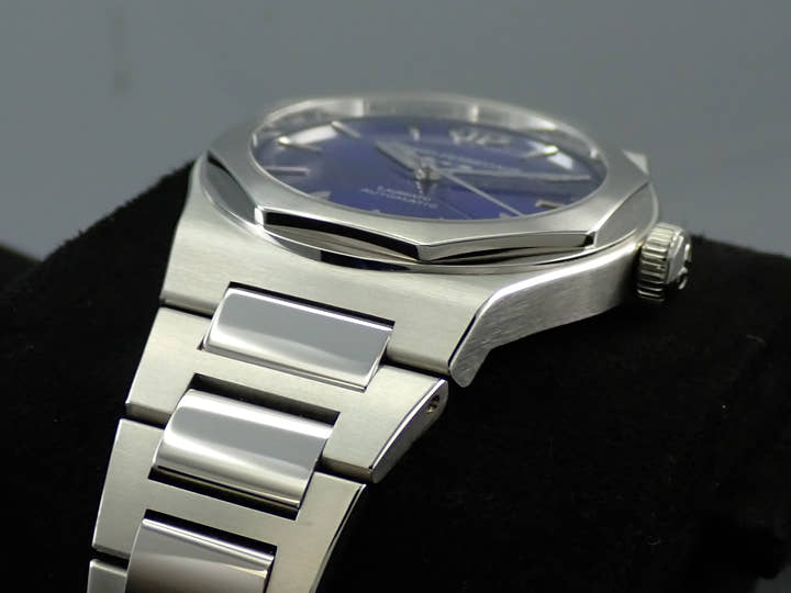Girard-Perregaux Laureato <Warranty, Box, etc.>