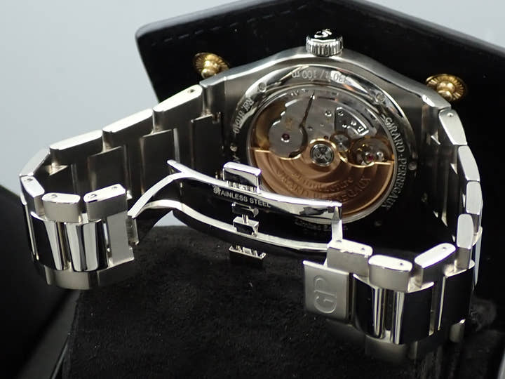 Girard-Perregaux Laureato <Warranty, Box, etc.>