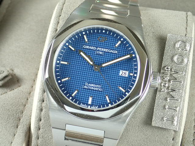 ジラールペルゴ ロレアート Ref.81000-11-431-11A ブルー文字盤 美品 laureato-6