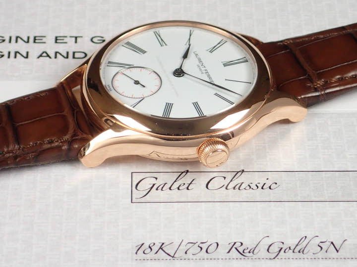 ローランフェリエ ガレクラシックトゥールビヨン Ref.LCF001.R5.E10.1 ホワイト文字盤 未使用 laurent-ferrier