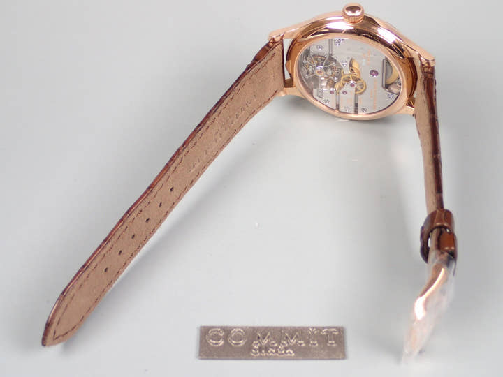 ローランフェリエ ガレクラシックトゥールビヨン Ref.LCF001.R5.E10.1 ホワイト文字盤 未使用 laurent-ferrier