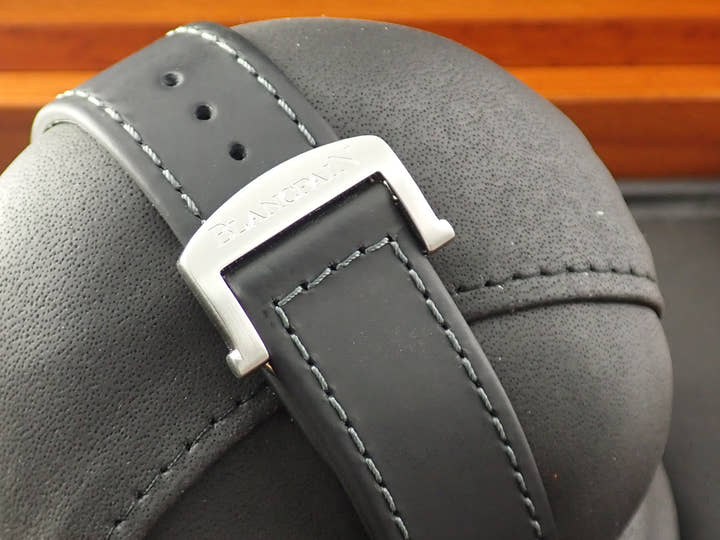 ブランパン レマン フライバック クロノグラフ Ref.2885F-11B30-53B ブラック文字盤 美品 27FF8A5V