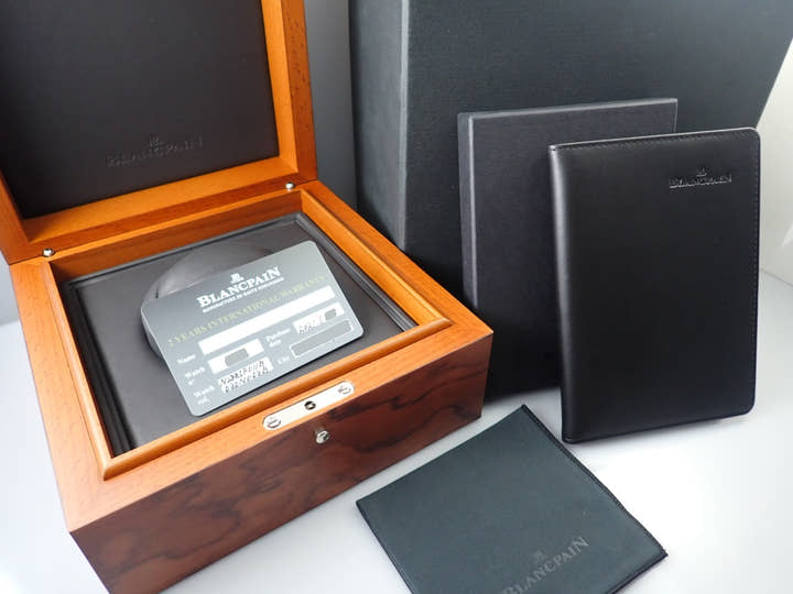 ブランパン レマン フライバック クロノグラフ Ref.2885F-11B30-53B ブラック文字盤 美品 YU8WXY66