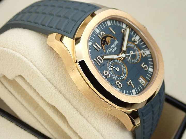 パテックフィリップ アクアノート ルーチェ アニュアルカレンダー Ref.5261R-001 ローズゴールド ブルーグレー文字盤