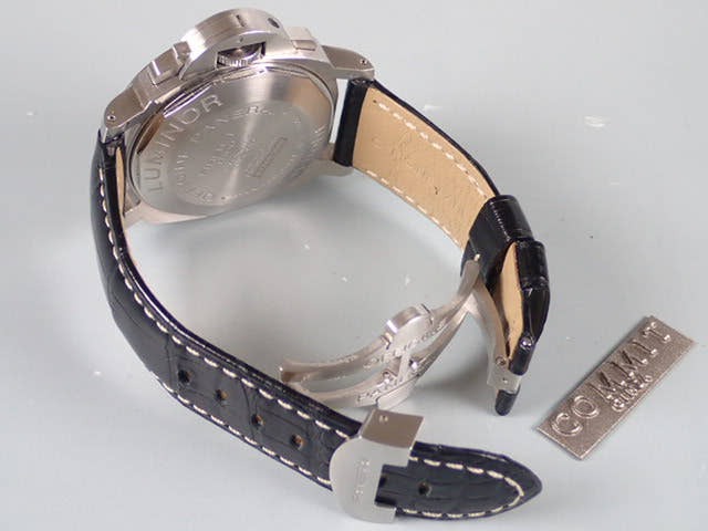 Panerai Luminor Ref.PAM00250 Black Dial Used luminor-10