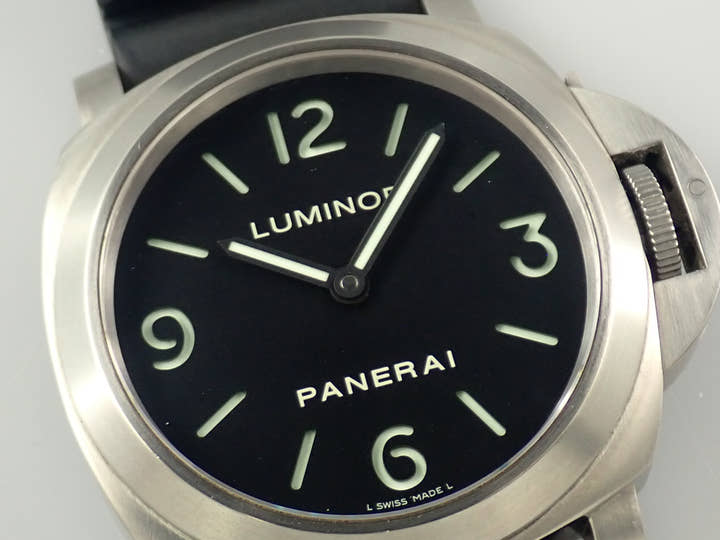 パネライ ルミノール ベース Ref.PAM00176 ブラック文字盤 中古 8JX41US2