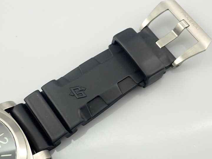 パネライ ルミノール ベース Ref.PAM00176 ブラック文字盤 中古 8JX41US2