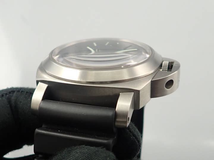 パネライ ルミノール ベース Ref.PAM00176 ブラック文字盤 中古 8JX41US2