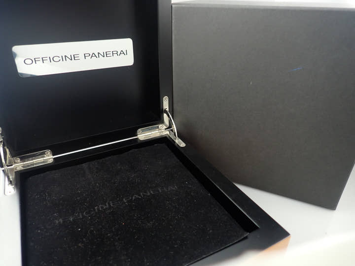 パネライ ルミノール ベース Ref.PAM00176 ブラック文字盤 中古 8JX41US2
