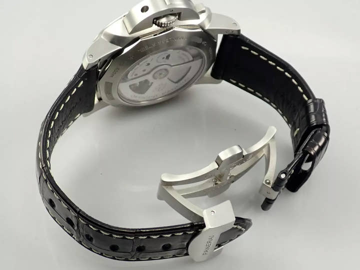 パネライ ルミノール 1950 3デイズ GMT Ref.PAM00320 ブラック文字盤 中古 XP991VWM