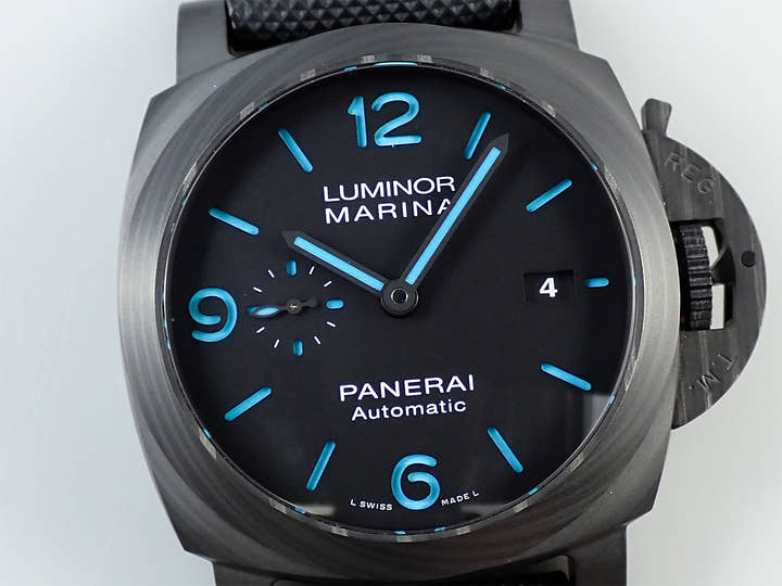 パネライ ルミノール マリーナ カーボテック Ref.PAM01661 ブラック文字盤 極美品 4WCV1SFX