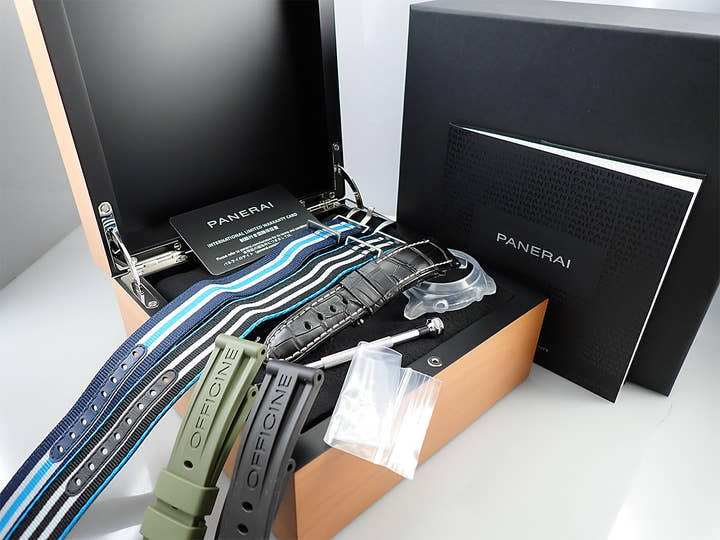 パネライ ルミノール マリーナ カーボテック Ref.PAM01661 ブラック文字盤 極美品 4WCV1SFX