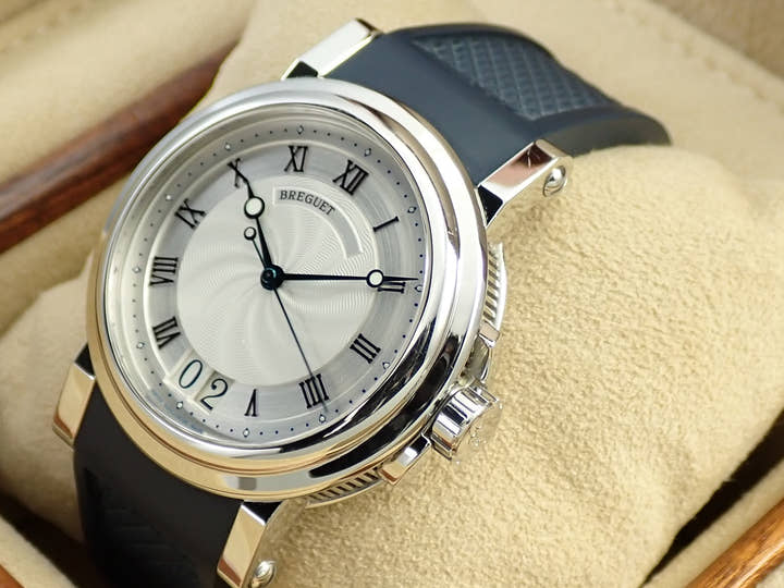 ブレゲ マリーン ラージデイト Ref.5817ST シルバー文字盤 中古 H66WR74F