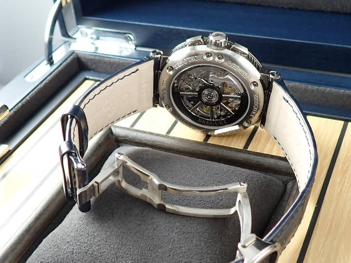 ブレゲ マリーン クロノグラフ Ref.5527TI/Y1/9WV ブルー文字盤 美品 TU43ARZ8