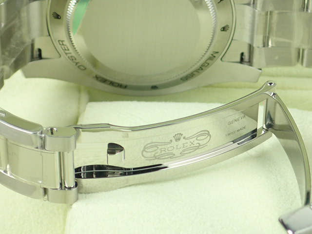 ロレックス ミルガウス Ref.116400 ブラック文字盤 未使用 milgauss-14