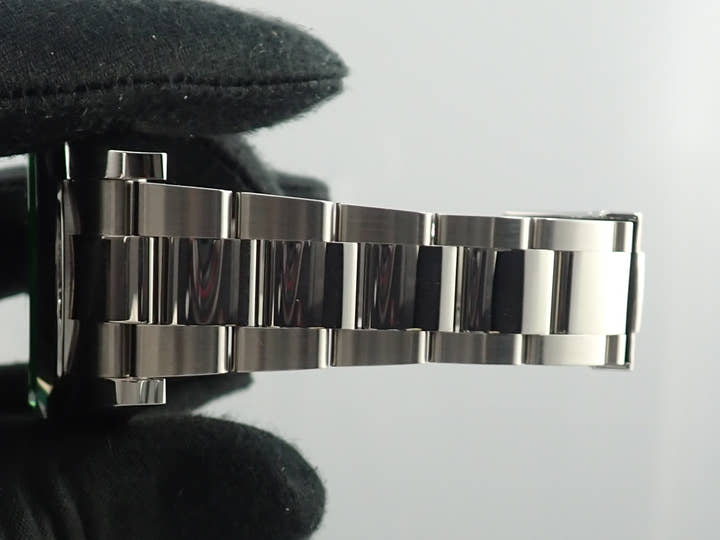 ロレックス ミルガウス Ref.116400GV ステンレススチール Zブルー文字盤