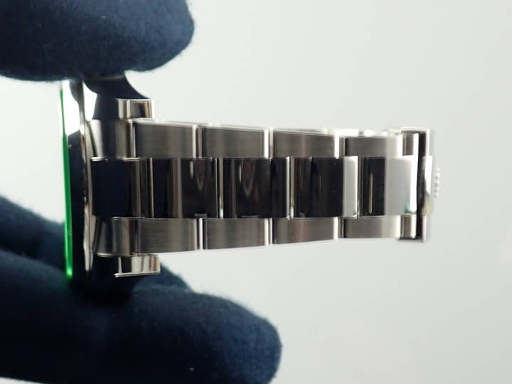 ロレックス ミルガウス Ref.116400GV ステンレススチール Zブルー文字盤